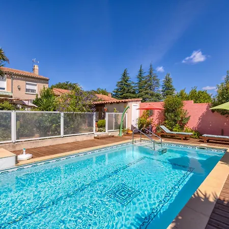 Location Fontaine De Sarac Клермон-л'Эро